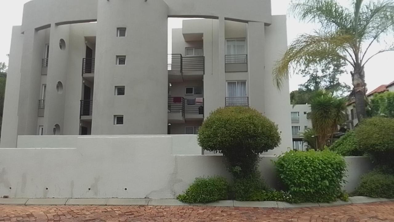 The Apartment On Katherine Street In Central Sandton Γιοχάνεσμπουργκ Εξωτερικό φωτογραφία